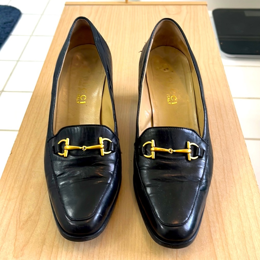 Gucci 2” heel pumps. Fat heel.